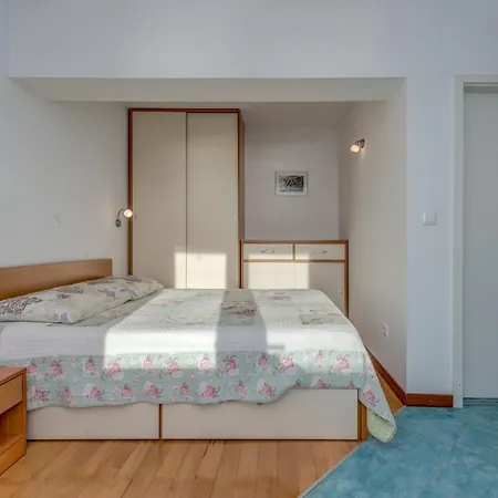 Pikolo Apartments Omis Tice Exterior foto