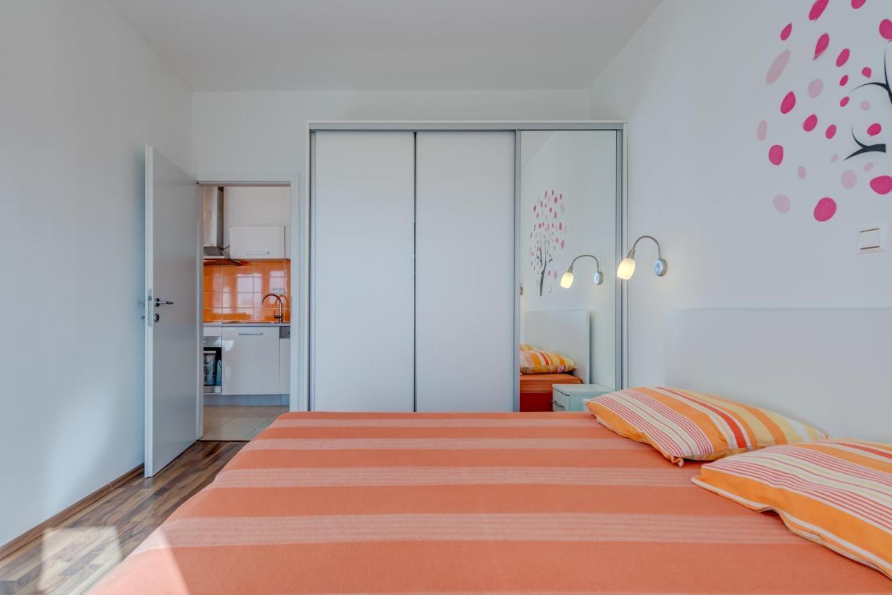 Apartment Pikolo Omis
