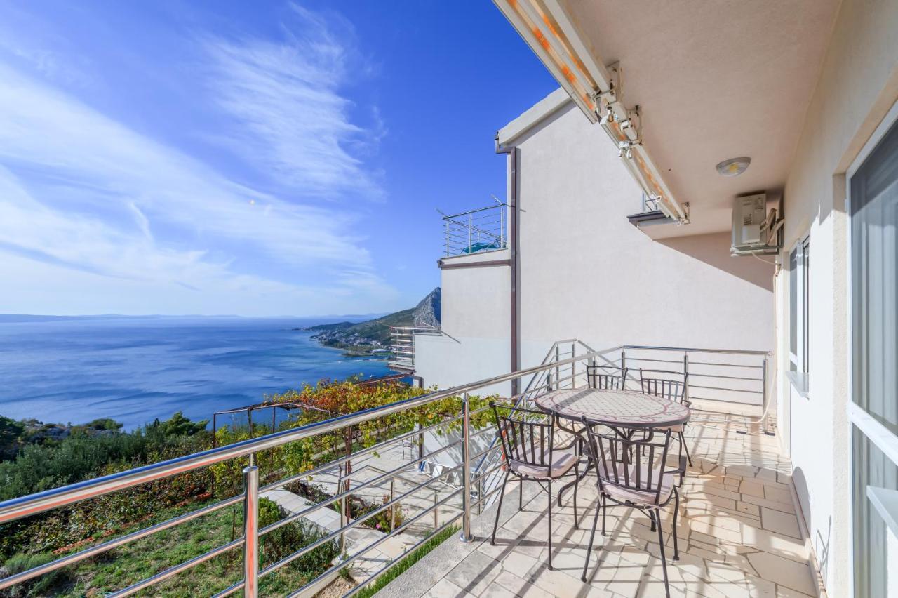 Pikolo Omis Apartment Tice