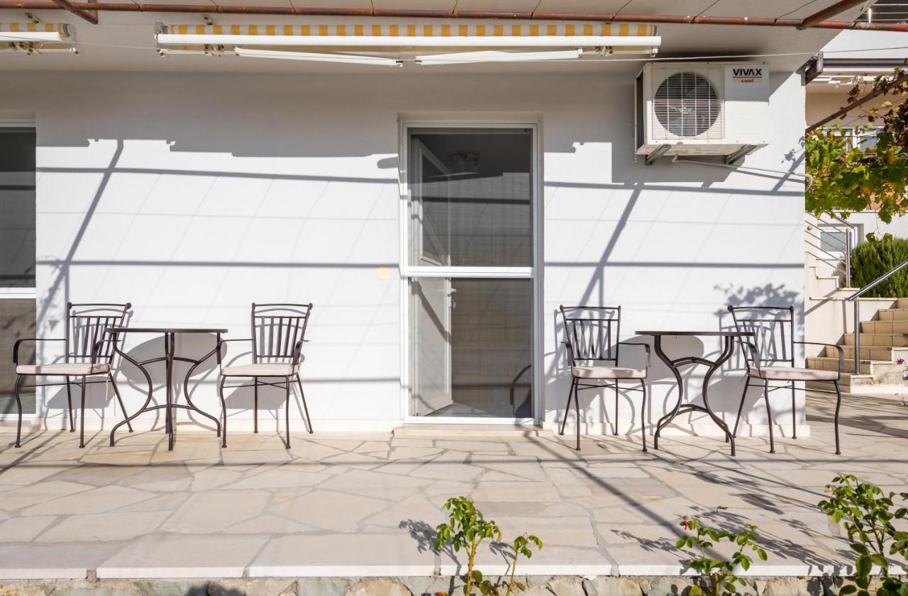 Pikolo Omis Apartment Tice