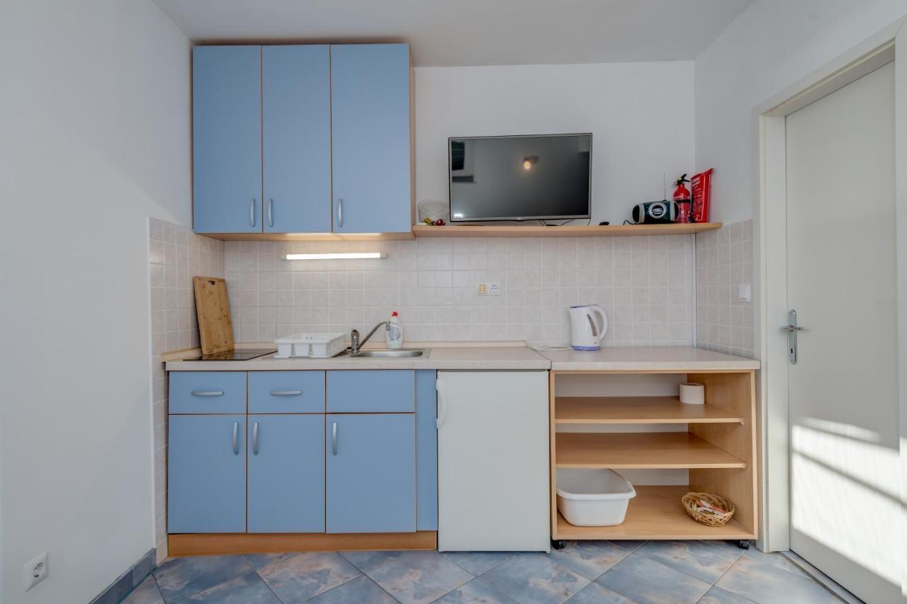 Apartment Pikolo Omis