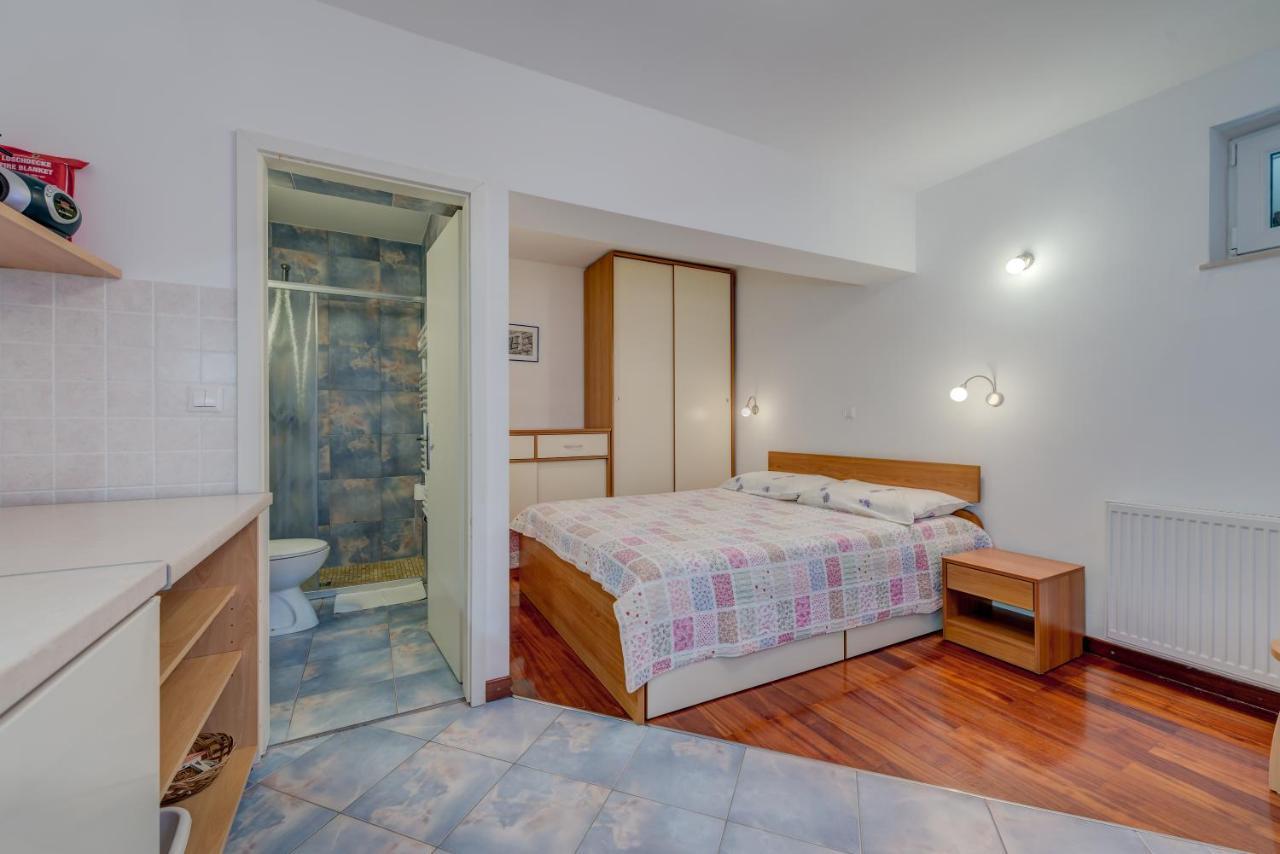Pikolo Omis Tice