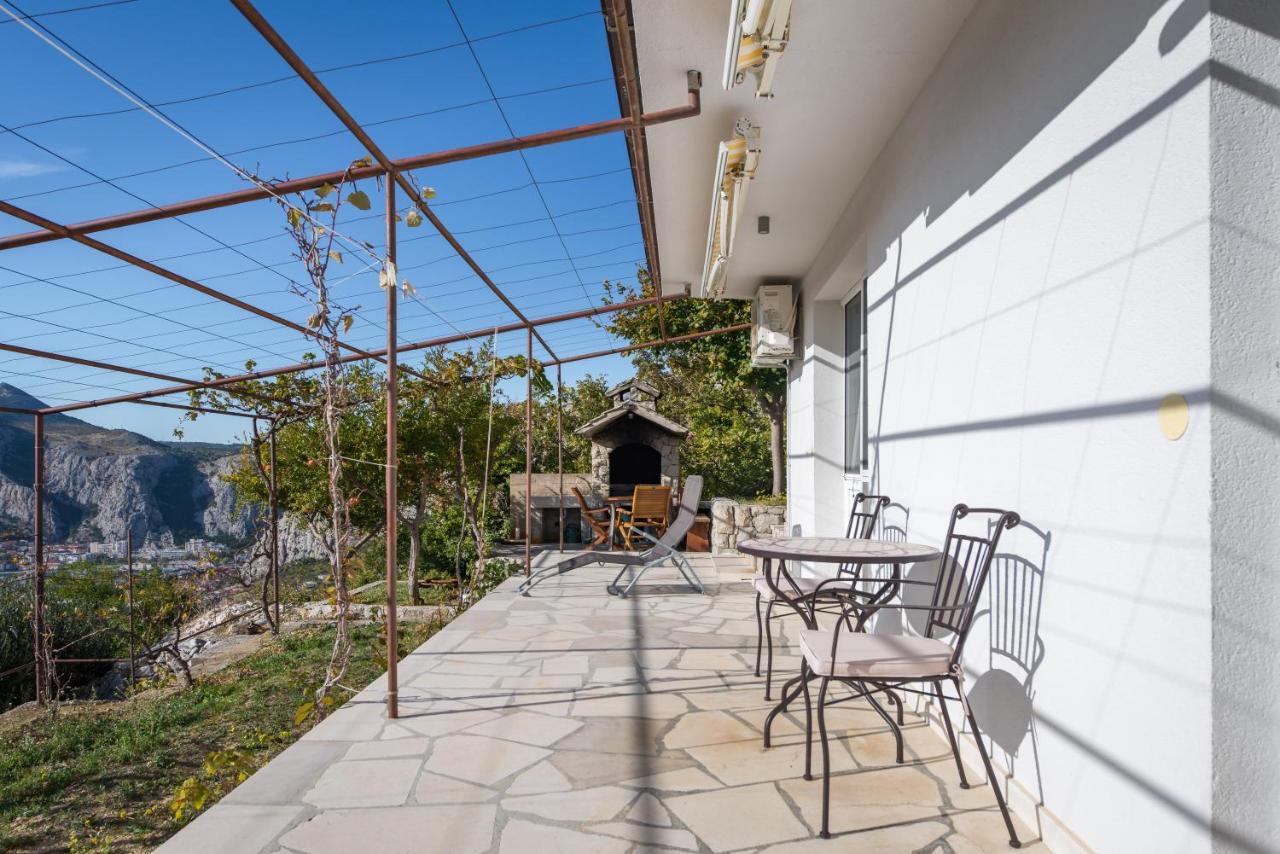 Apartment Pikolo Omis
